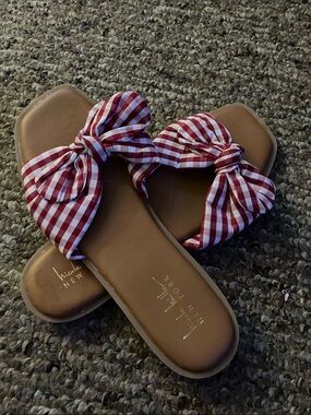 Nicole Miller Red White Gingham Bow Slide Sandals